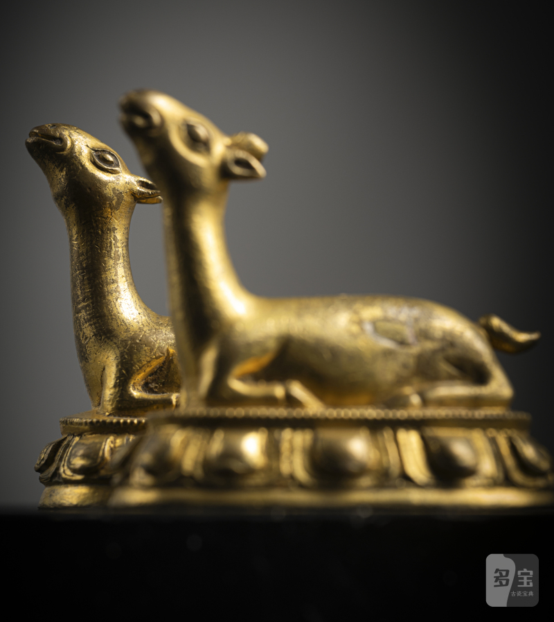 A PAIR OF GILT-BRONZE DEER - 图3